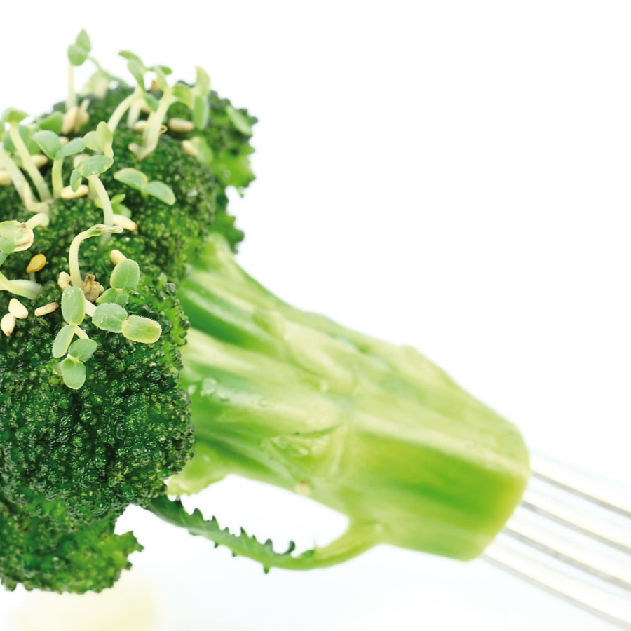 Marinert broccoli med sesamfrø